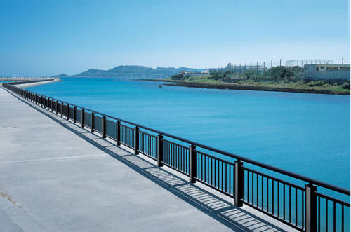 邢臺不銹鋼碳素鋼復(fù)合管護(hù)欄廠家 邢臺不銹鋼碳素鋼復(fù)合管護(hù)欄廠家